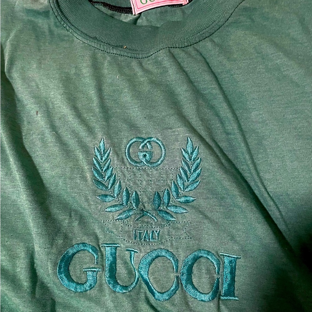 Gucci tee size S